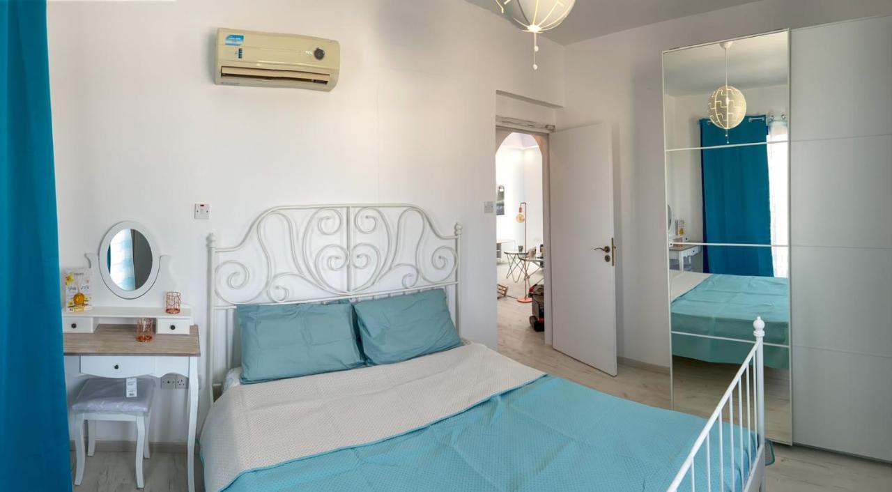 Beautiful 2Bedroom With The Pool Paphos Exterior photo